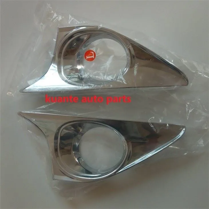 Chrome fog light trim